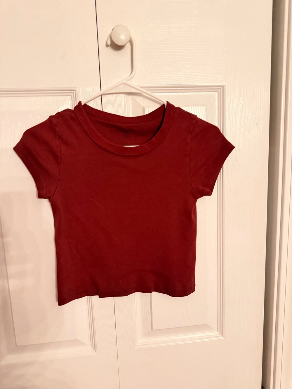 Brandy Melville Short Sleeve Crewneck Top - Burgundy